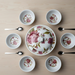 Close-up of the delicate design on the 5-piece dessert cutlery.