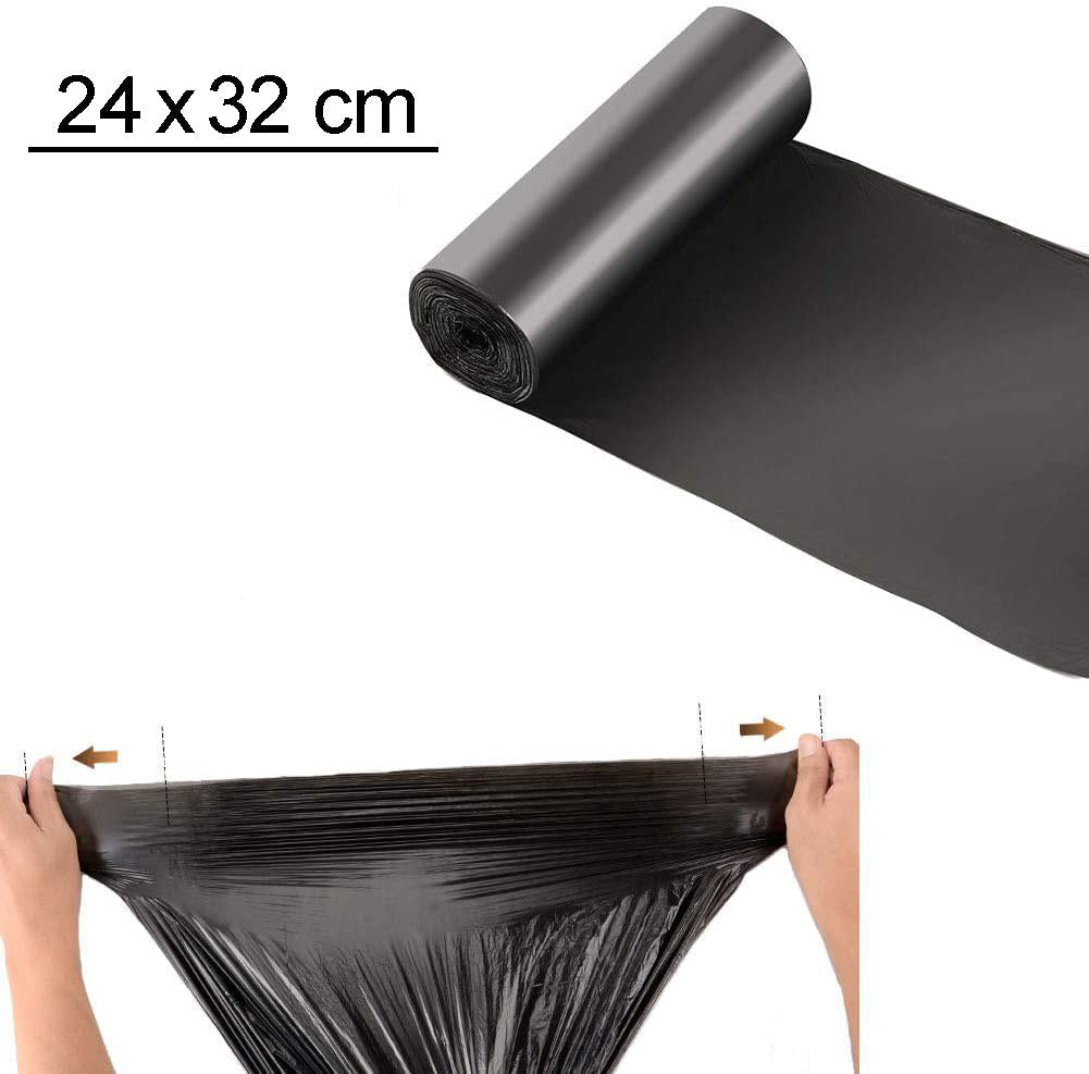 Hands stretch a black garbage bag, with a roll of bags and dimensions 24x32 cm shown above.